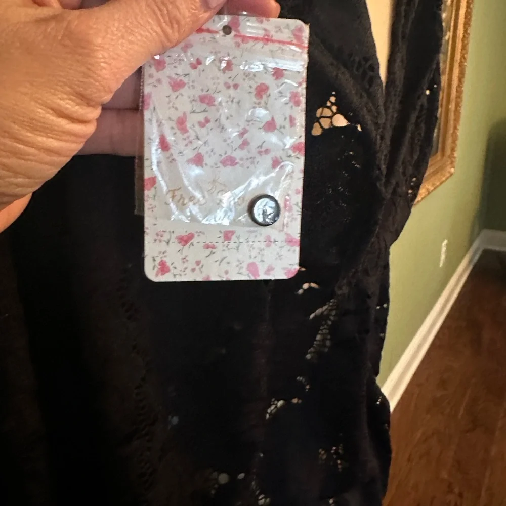 NWT: Free People Olivia Lace Top With Bell Sleeves - Picture 7 of 14